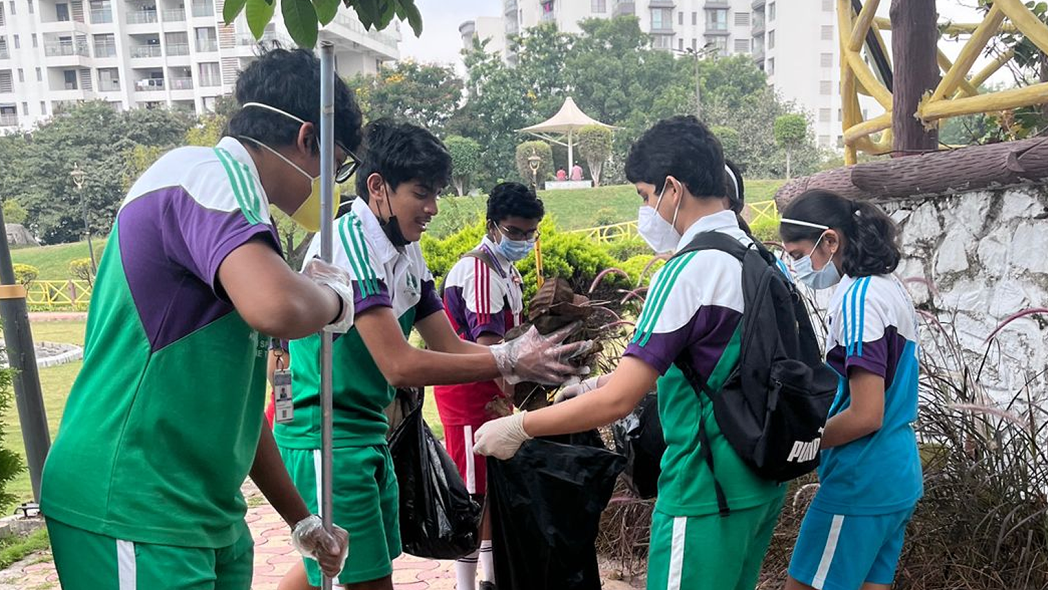 CLEANLINESS DRIVE AT SAVITRI PHULE GARDEN