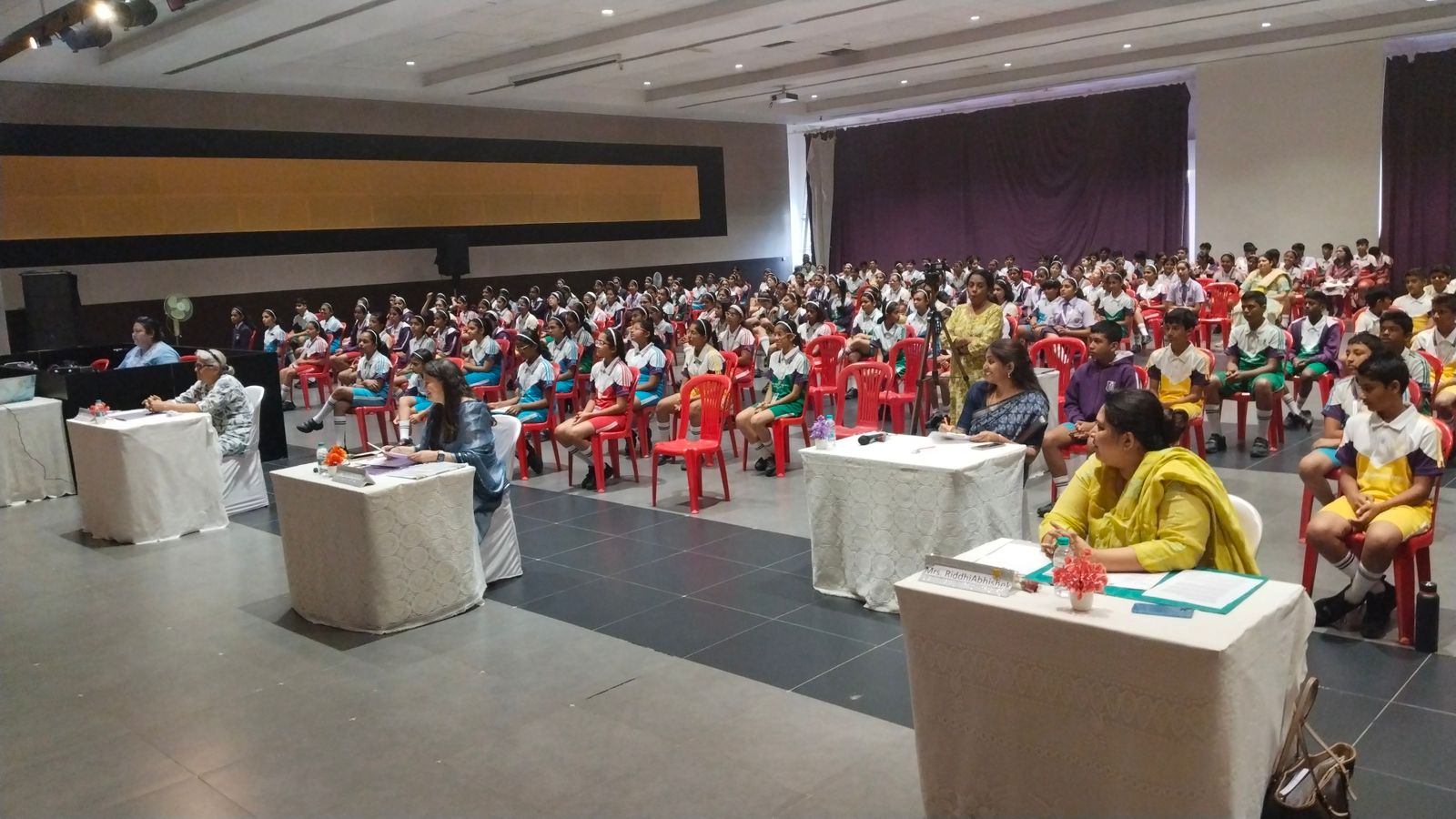 Inter-House English Debate 2025